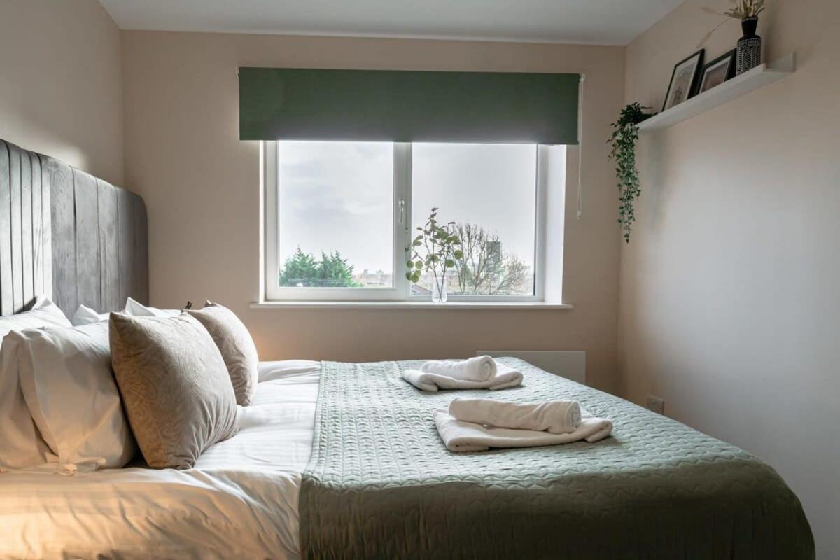 Modern 1 Bedroom Apartment In Manchester Buitenkant foto